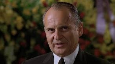 ДЖО ПЕШИ М КЪЛКИН Д ДЕ ВИТО МД ФОКС КР ЛОЙД