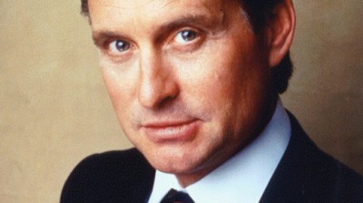 Е РОБЪРТС М ДЪГЛАС ФАМ ШИЙН ФАМ БОЛДУЙН РЕЙ ЛИОТА