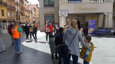 El domingo 16 de abril se disputará el  Baloncesto 3x3 por la Infancia. Exito de las canastas solidarias