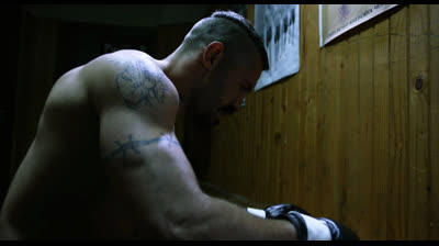 Boyka  Un seul deviendra invincible. vf