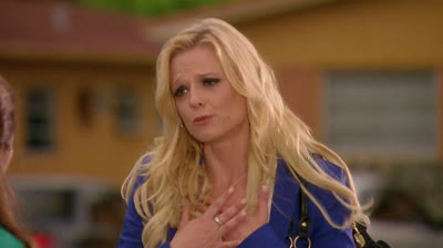 C-1O La Traición De La Amiga