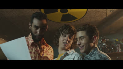 À toute épreuve. vf