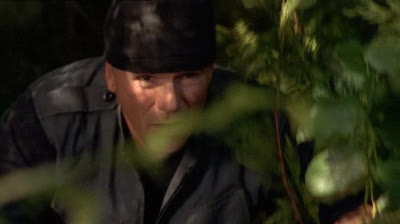 Stargate SG1 3x18 Ni blanco ni negro (Castellano)