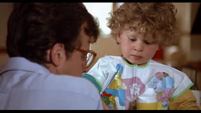 Chérie, j'ai agrandi le bébé. vf